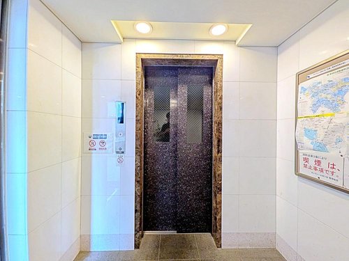 エレベーター