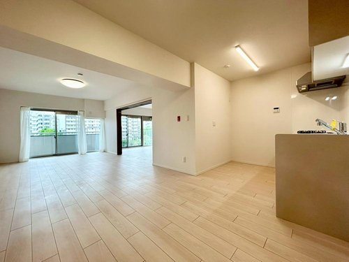 弊社のファイナンシャルプランナーよりご提案させて頂く、住宅購入に関わる資金計画・住宅ローンの無料相談が皆様に大変ご好評を頂いております!物件ご購入の前に、まずはお気軽にご相談くださいませ♪