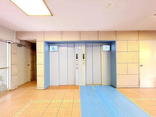 エントランスホール