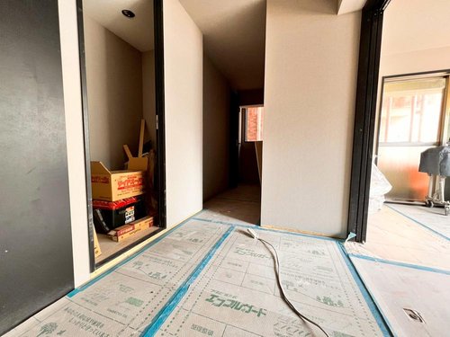 現在内装中です。2026年7月下旬完成予定です。