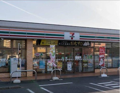 セブンイレブン千葉おゆみ野南2丁目店まで400m 「セブンイレブン千葉おゆみ野南2丁目店」まで400m (徒歩5分)急な買い物はもちろん、ATM利用や公共料金の支払いなどにご利用いただけます。