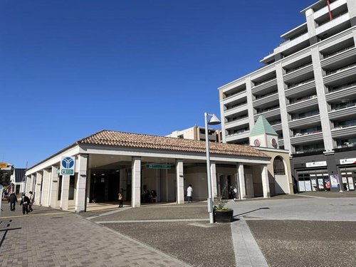 北山田駅(横浜市営地下鉄 グリーンライン)まで970m 徒歩13分。