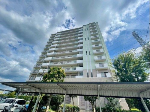 ◆最上階角部屋◆リフォーム完了で即入居可◆3方向採光の明るい空間