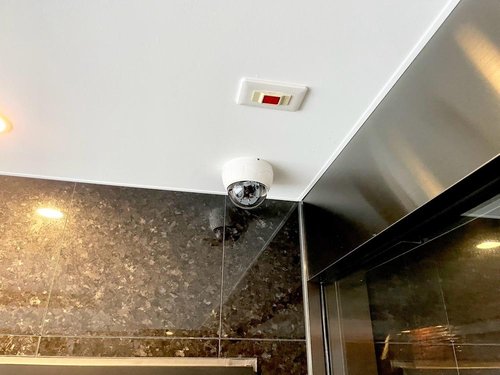 ◇マンション設備◇
マンション共用部には、セキュリティ対策で防犯カメラが設置されているので安心です。