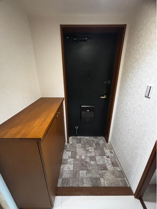 下駄箱の付きの玄関です。
