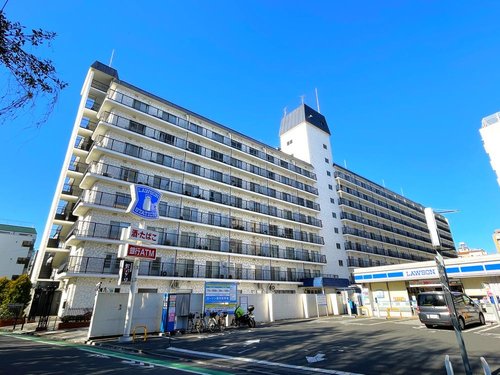 交通機関・生活施設が充実の好立地です!周辺には商業施設多数♪暮らしやすい環境です。
◆TOKYO×COMPACT=心地よさも、資産性も◆ 
今日見られます。気になったらすぐ予約!