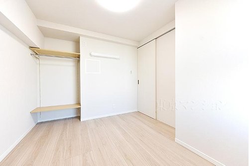 十分な収納スペース完備で、お子様も自然とお片付けの習慣が身に付きそうです!
☆即日内覧可能☆
03-3789-7777