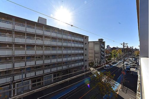 南面バルコニーで陽当たり・通風良好!
☆即日内覧可能☆
03-3789-7777
