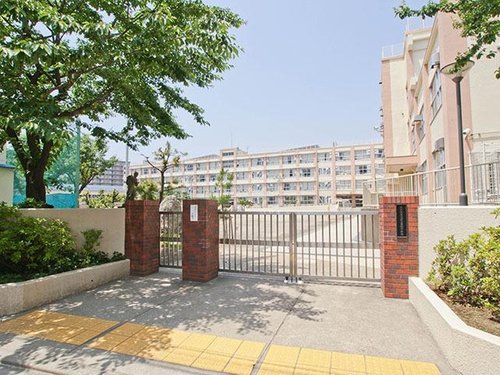 第十四中学校まで1300m 第十四中学校1300m(徒歩17分)