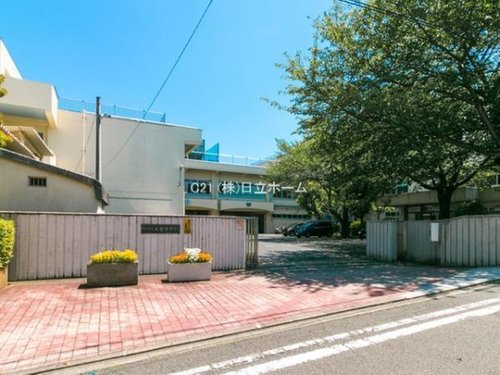 横浜市立本宿中学校まで1018m
