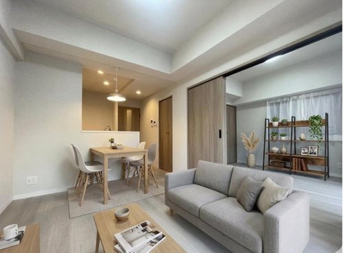 約10帖
隣室と繋げて約16帖のLDKとしてもお使いいただけます!※家具はイメージです