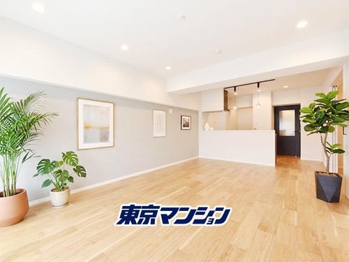◇約59m2 SIC付き広々2LDK
◇「西早稲田駅」徒歩5分で、移動も便利な好立地
※掲載の写真は家具・小物を配置したイメージCGです。