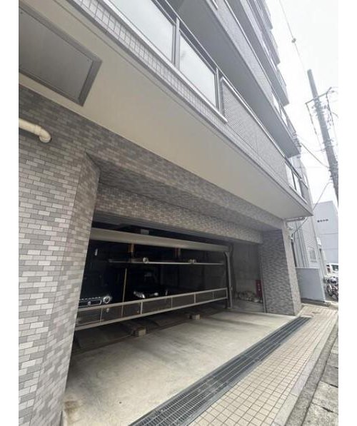 敷地内駐車場有