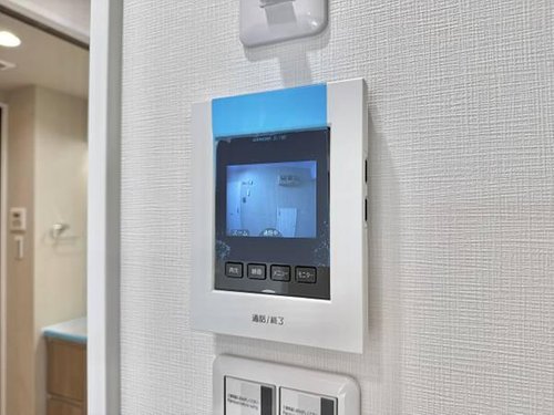 【TVインターホン】防犯面でも安心できるTV付インターホン。