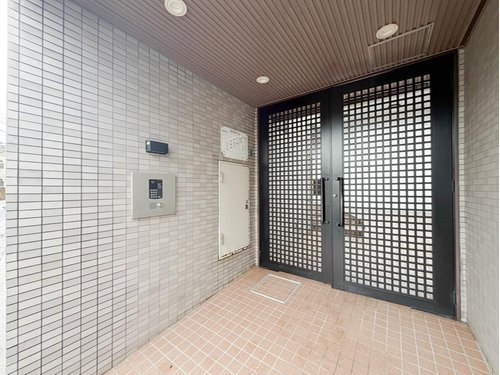 オートロック完備